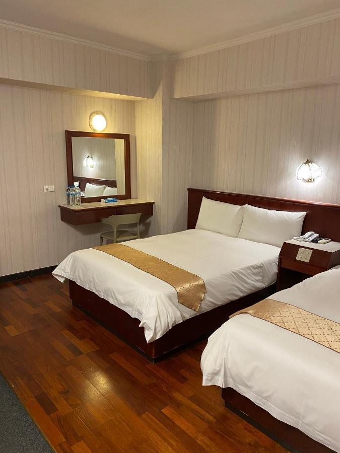 Gene Long Haiy Att Hotel Città di Chiayi Esterno foto